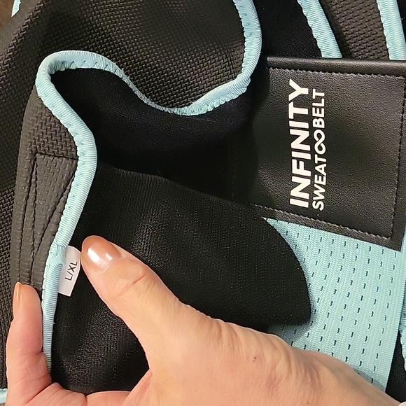 Infinity Hoop with Belt - Picture 5 of 5